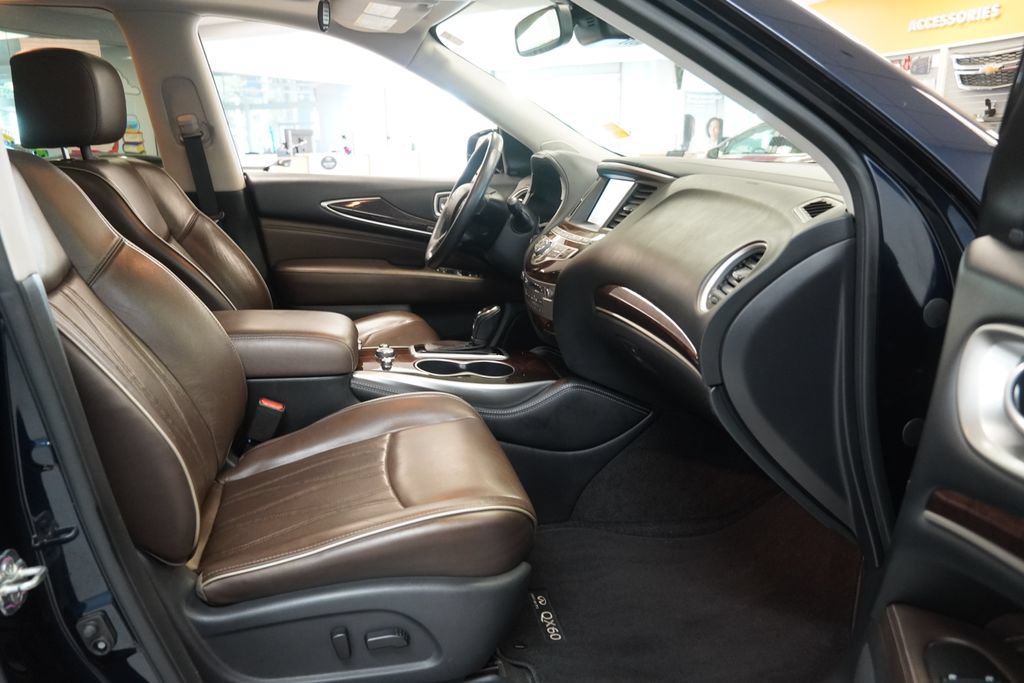 Used 2018 INFINITI QX60 Luxe w/ Deluxe Technology Package AWD/4WD image 41