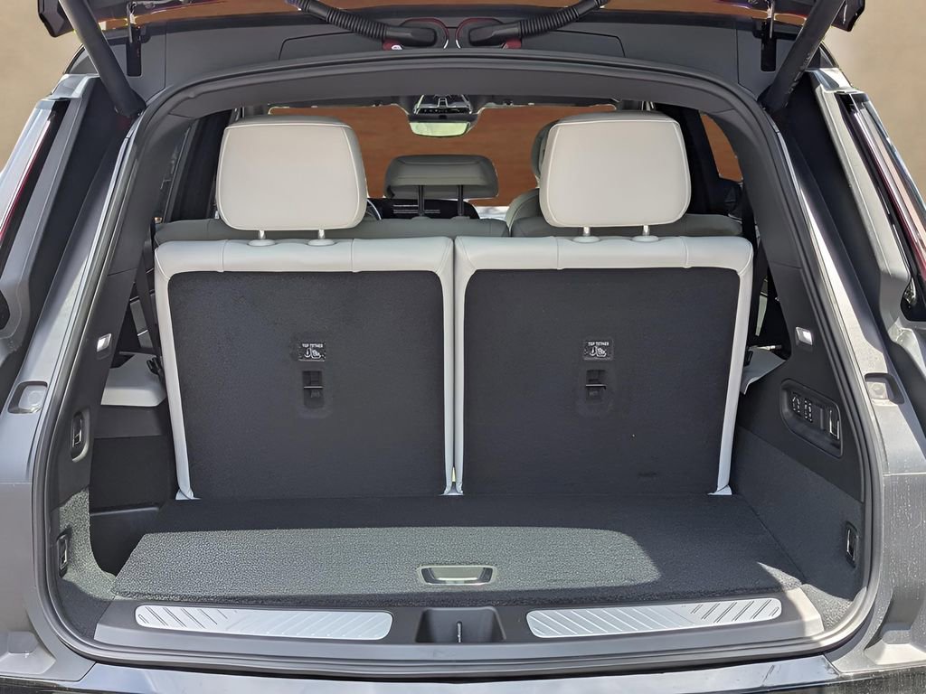 New 2026 Cadillac Vistiq Sport AWD/4WD image 6