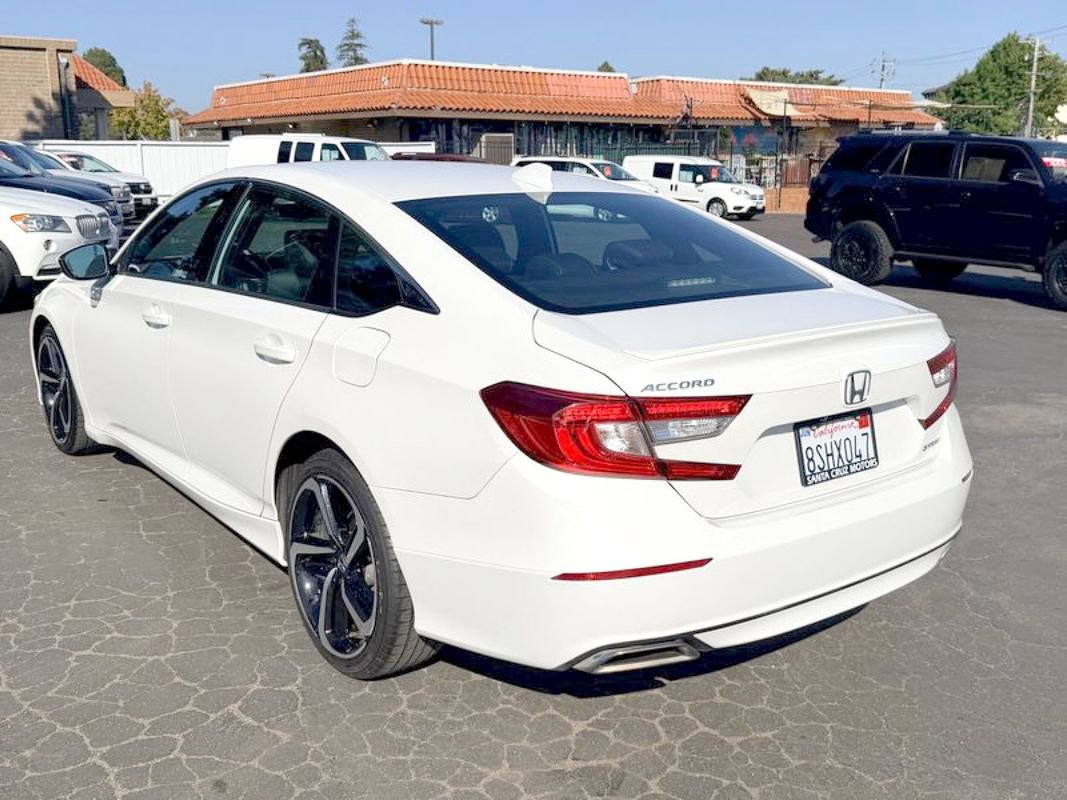 Used 2020 Honda Accord Sport image 4