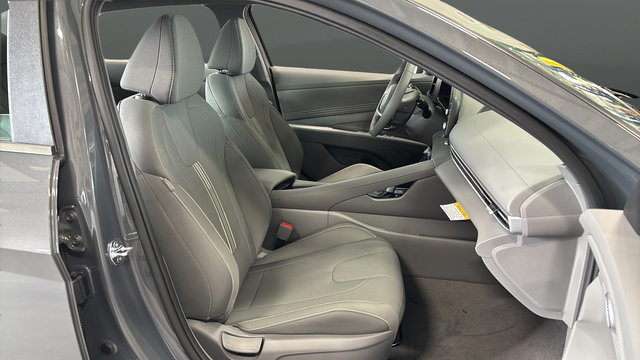New 2026 Hyundai Elantra SEL Sport Premium FWD image 25