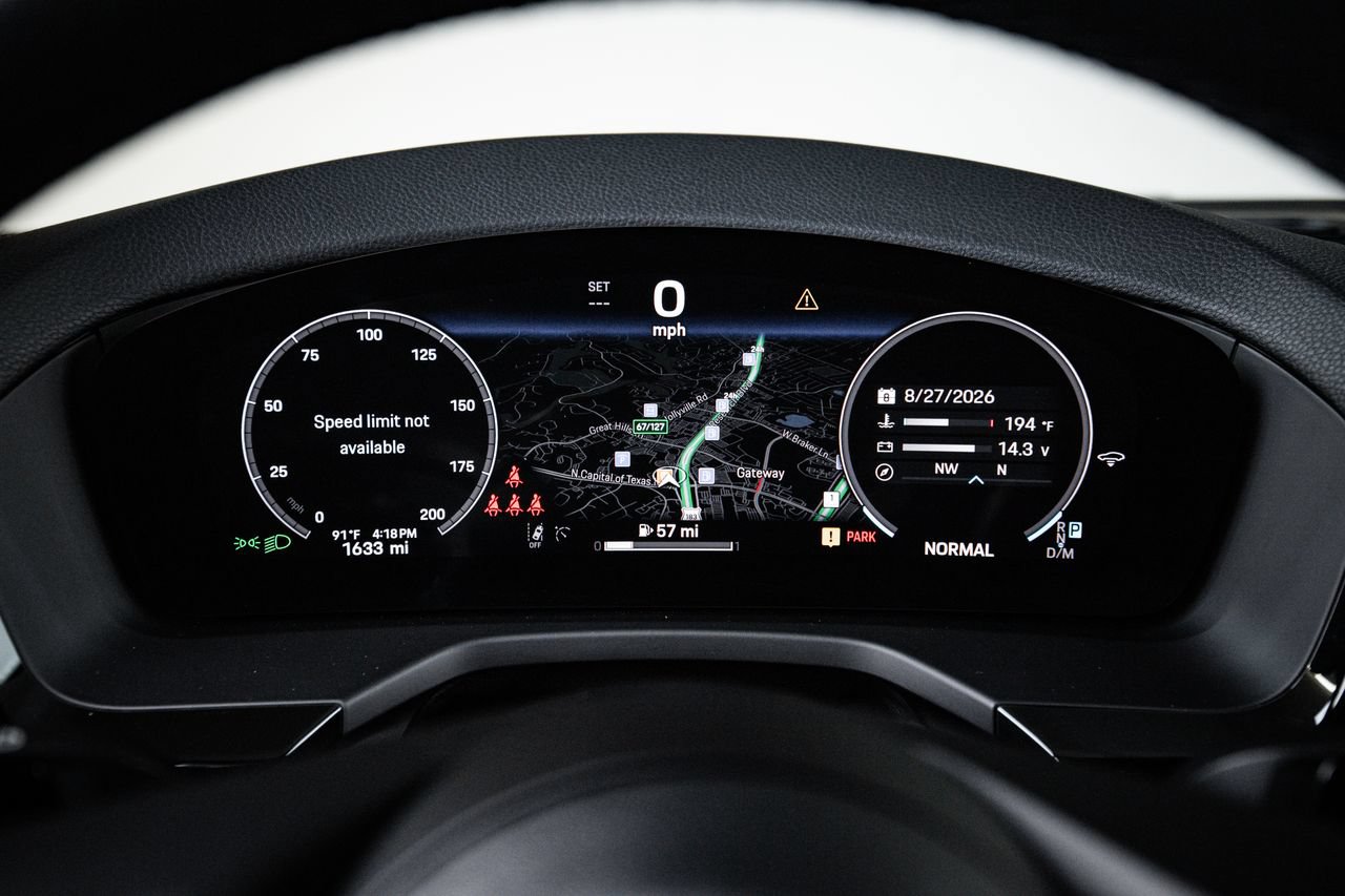 Certified 2025 Porsche Panamera image 15