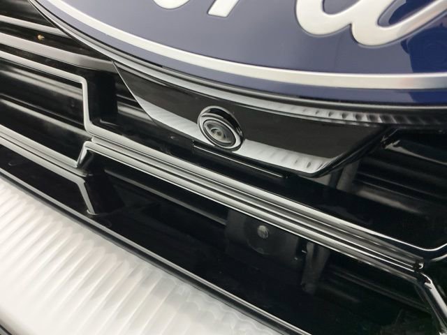 New 2026 Ford Expedition Max Platinum image 8