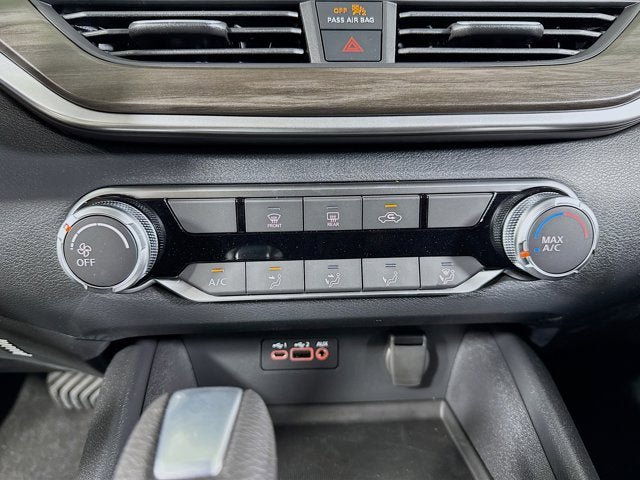 New 2026 Nissan Altima 2.5 SV FWD image 12