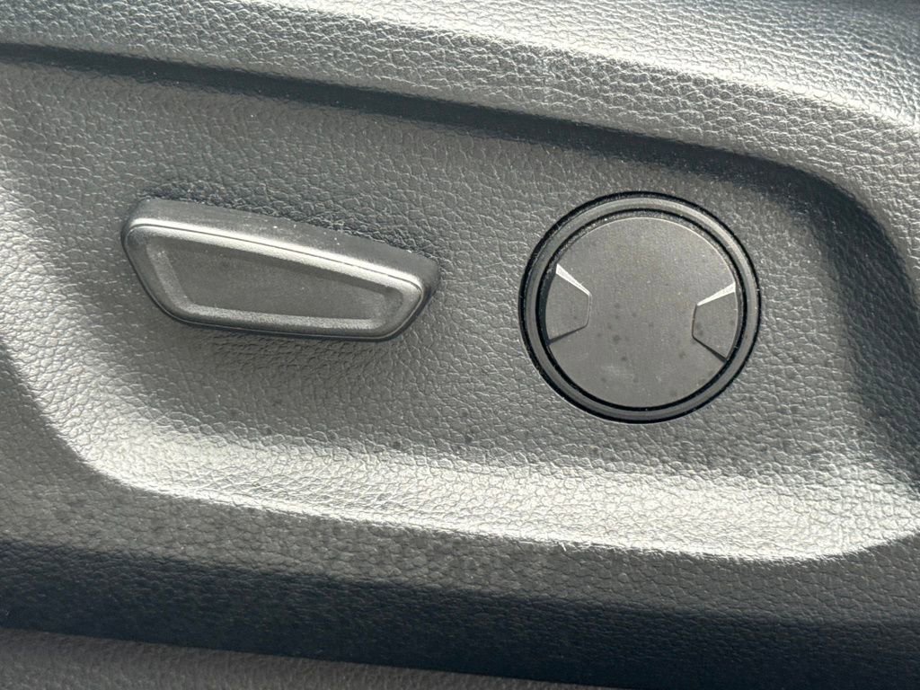 Used 2019 Ford Ranger Lariat w/ Equipment Group 501A Mid image 28