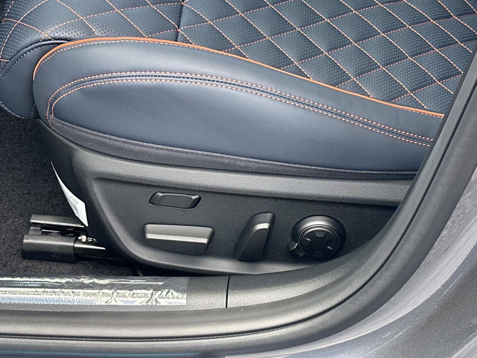 New 2026 Genesis G70 3.3T Prestige AWD/4WD image 25