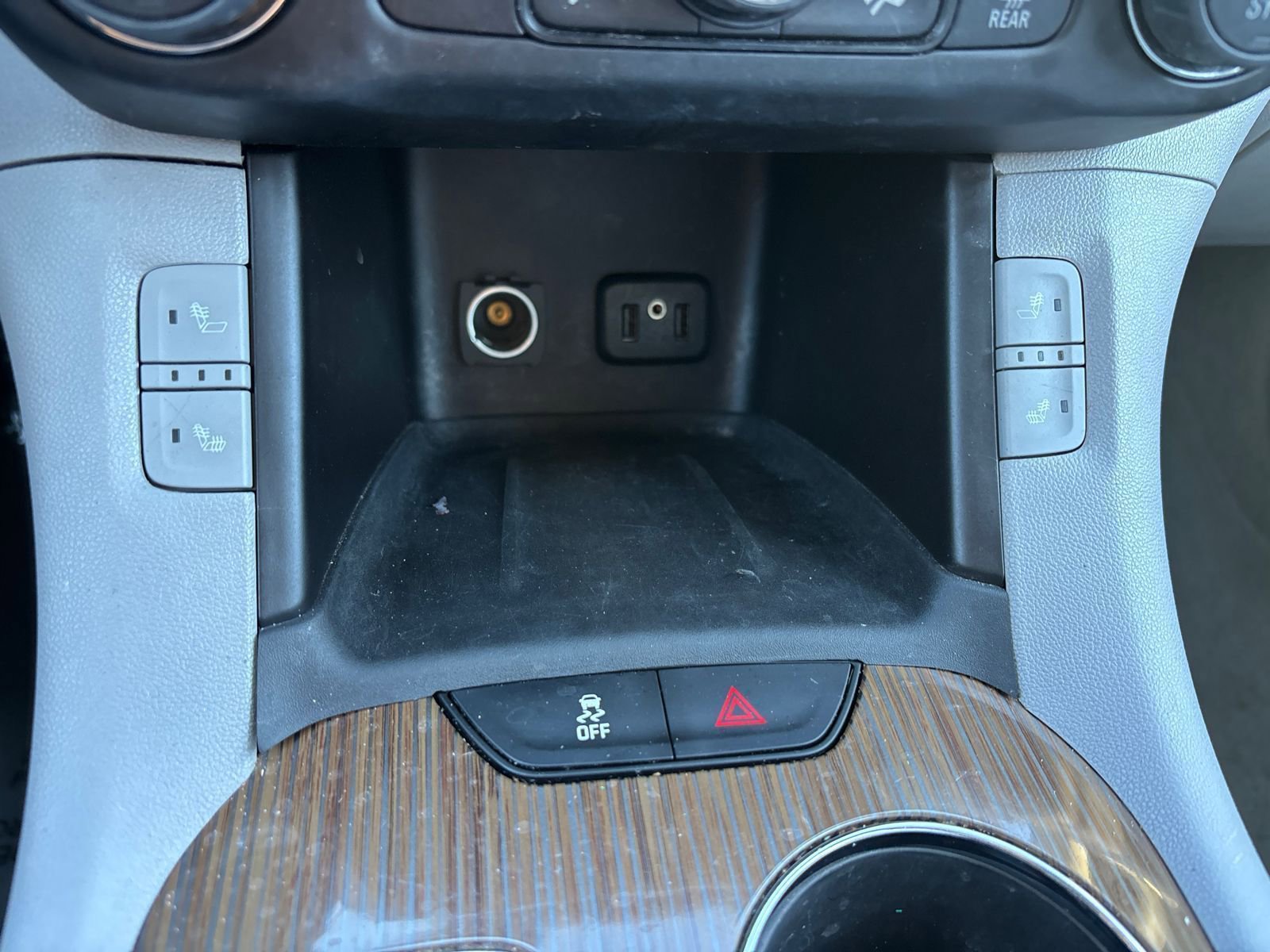 Used 2019 GMC Acadia SLE w/ Driver Alert Package I image 9