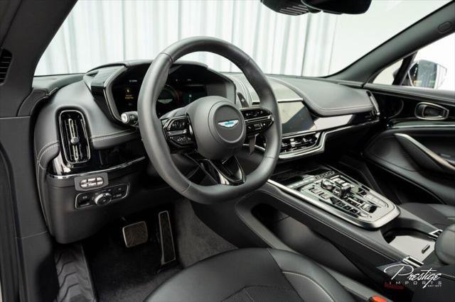 Used 2025 Aston Martin DBX 707 AWD/4WD image 30