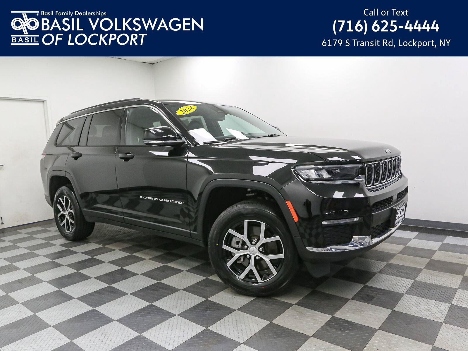 Used 2024 Jeep Grand Cherokee L Limited AWD/4WD image 1