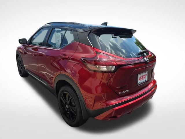 Used 2023 Nissan Kicks SR FWD image 3