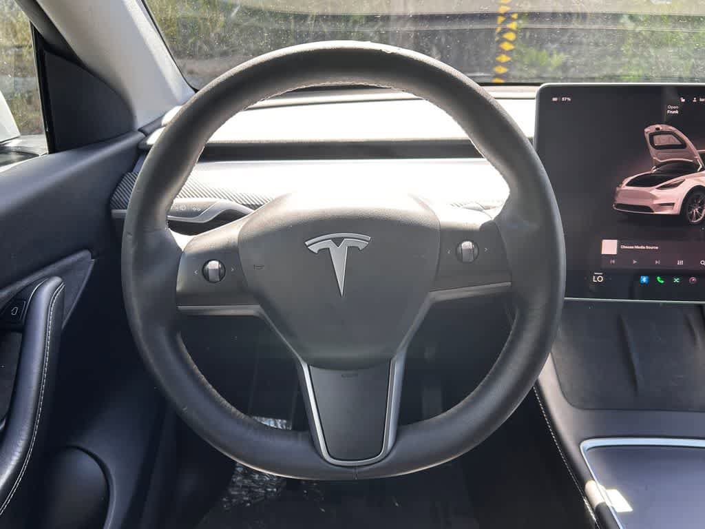 Used 2022 Tesla Model Y Long Range AWD/4WD image 16
