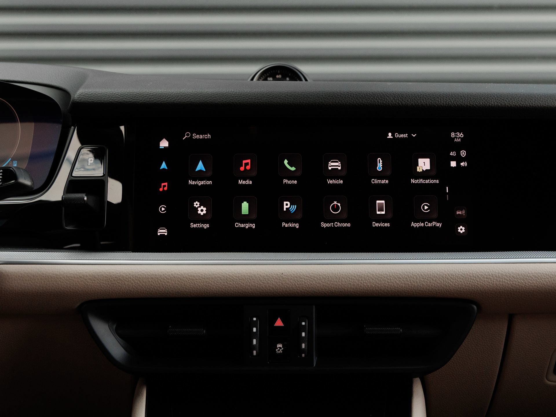 Certified 2025 Porsche Cayenne E-Hybrid Coupe AWD/4WD image 22