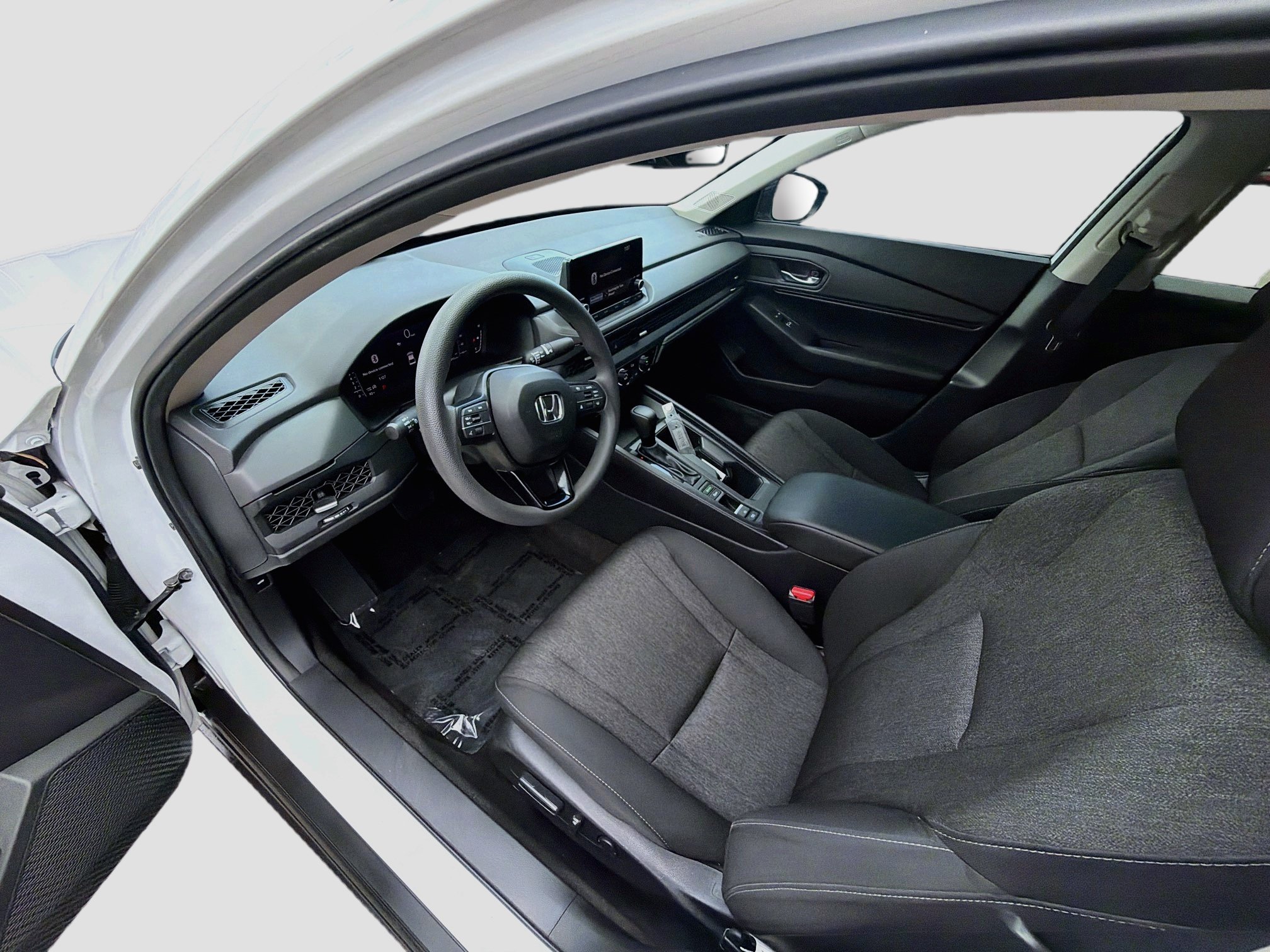 Used 2024 Honda Accord EX image 9