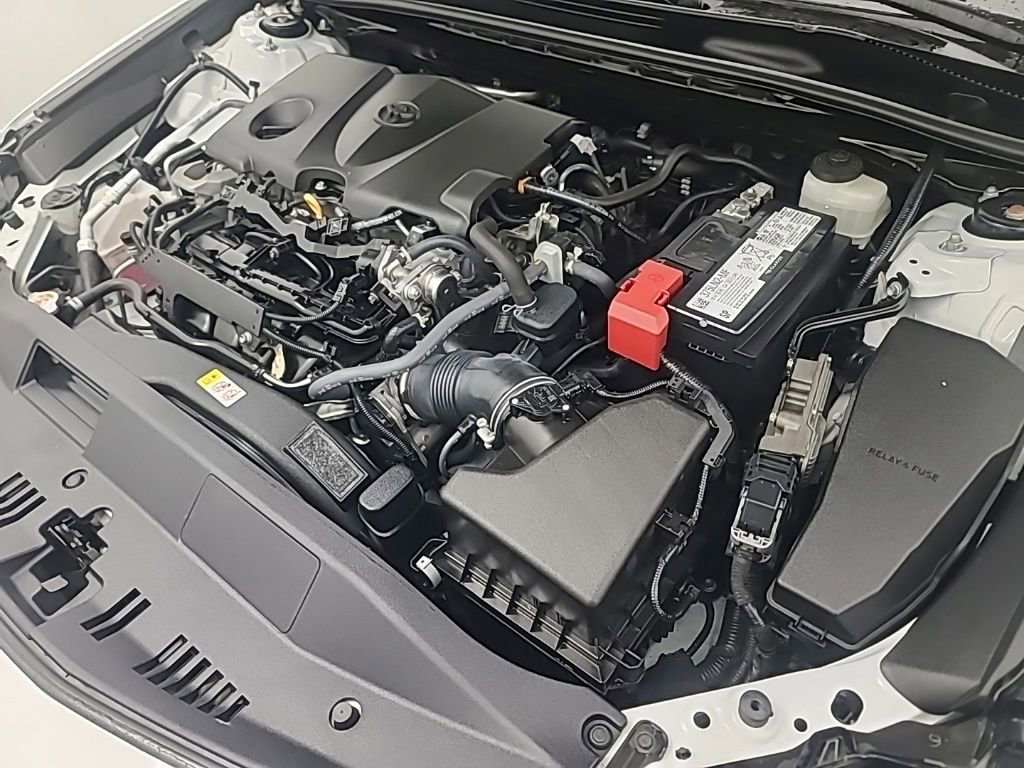 Used 2022 Toyota Camry SE FWD image 37