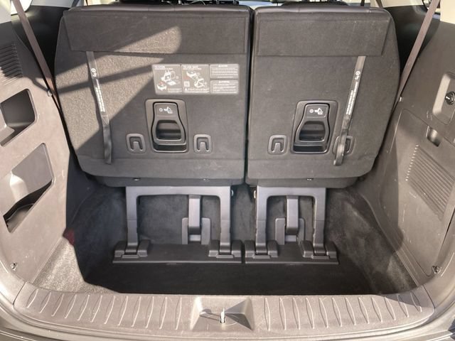Used 2026 Kia Carnival FWD image 24