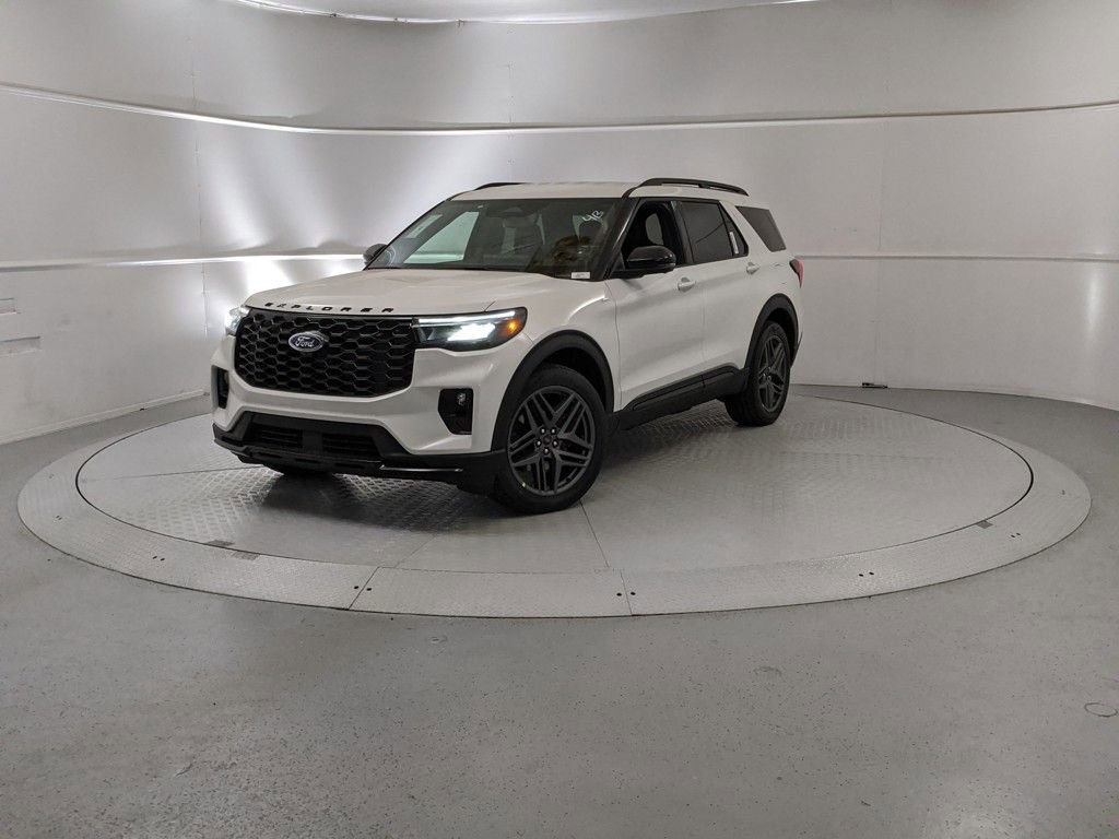 New 2025 Ford Explorer ST-Line w/ Premium Package image 6