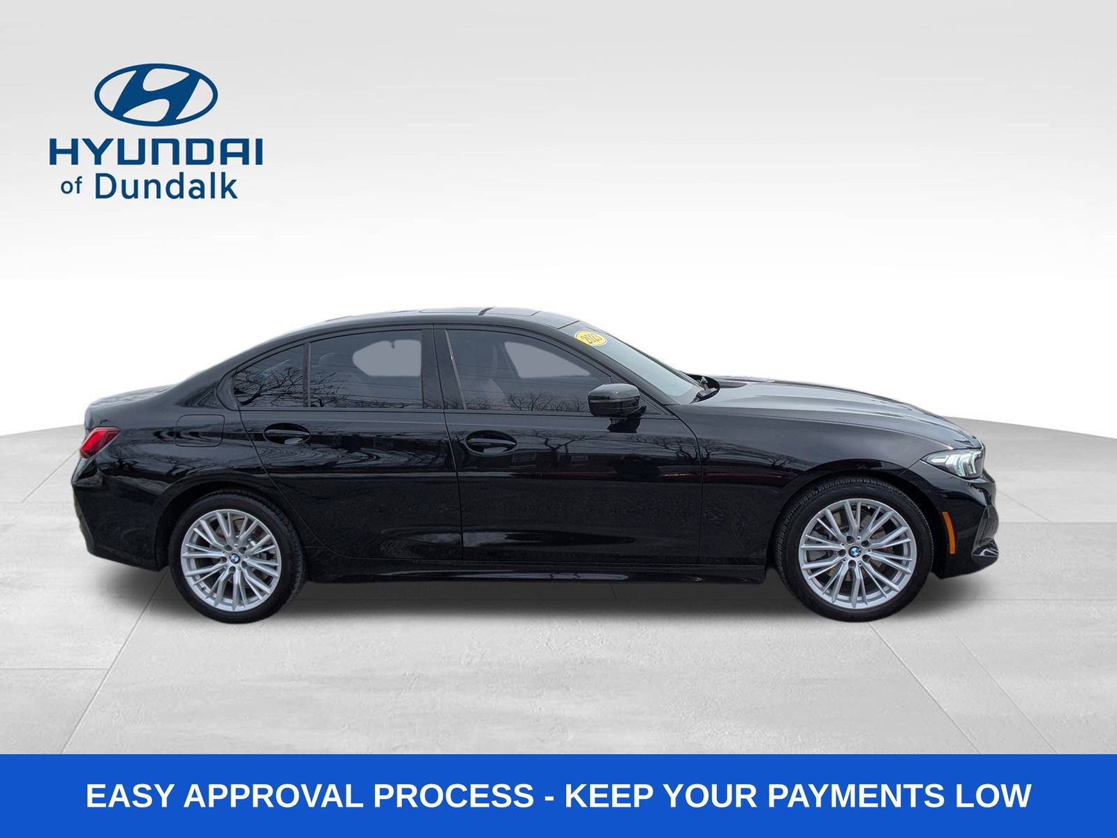 Used 2023 BMW 330i xDrive Sedan w/ Premium Package image 10