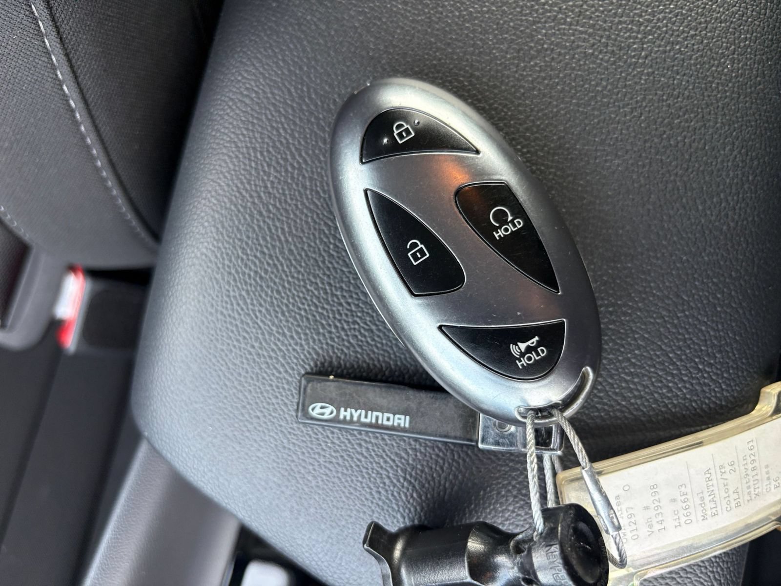 Used 2026 Hyundai Elantra Hybrid FWD image 17