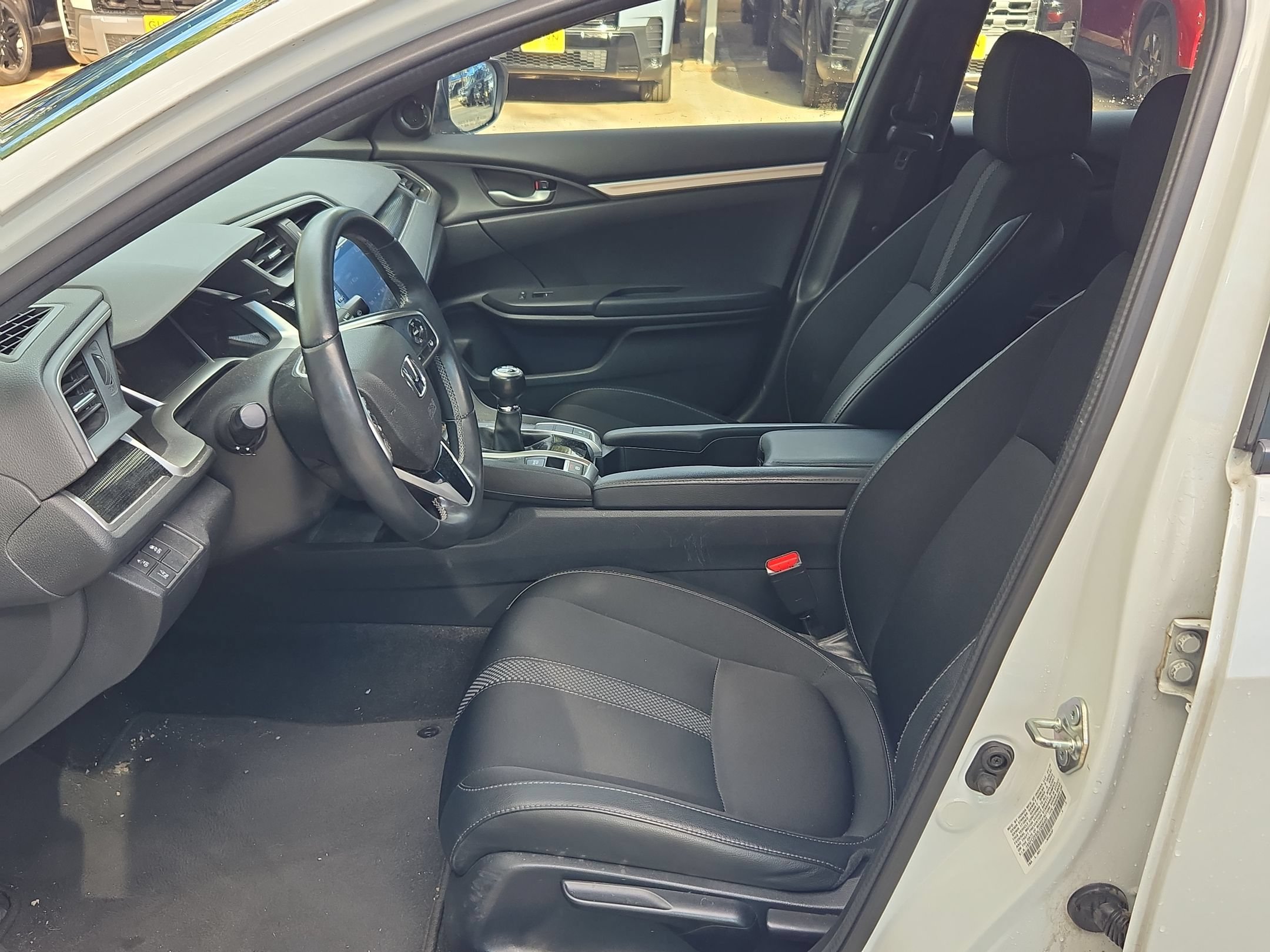 Used 2020 Honda Civic Sport image 9