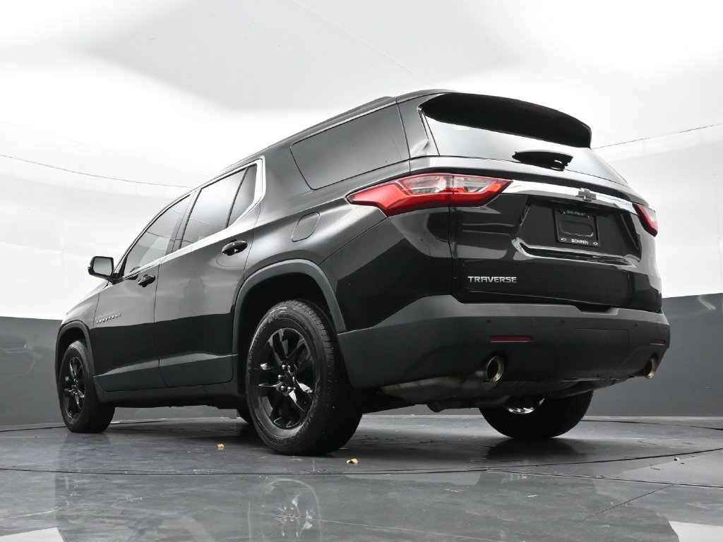 Used 2019 Chevrolet Traverse LT FWD image 27