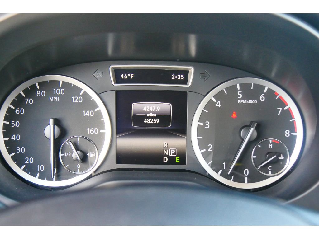 Used 2018 INFINITI QX30 Premium w/ Navigation Package image 24