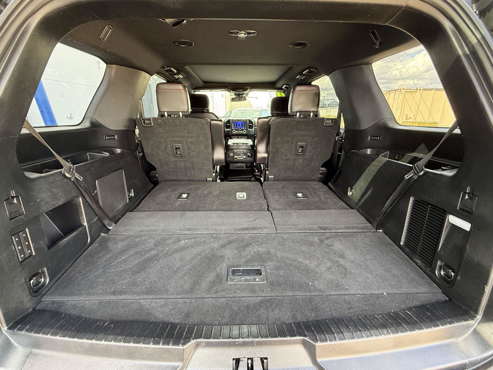 Used 2021 Ford Expedition Limited AWD/4WD image 38