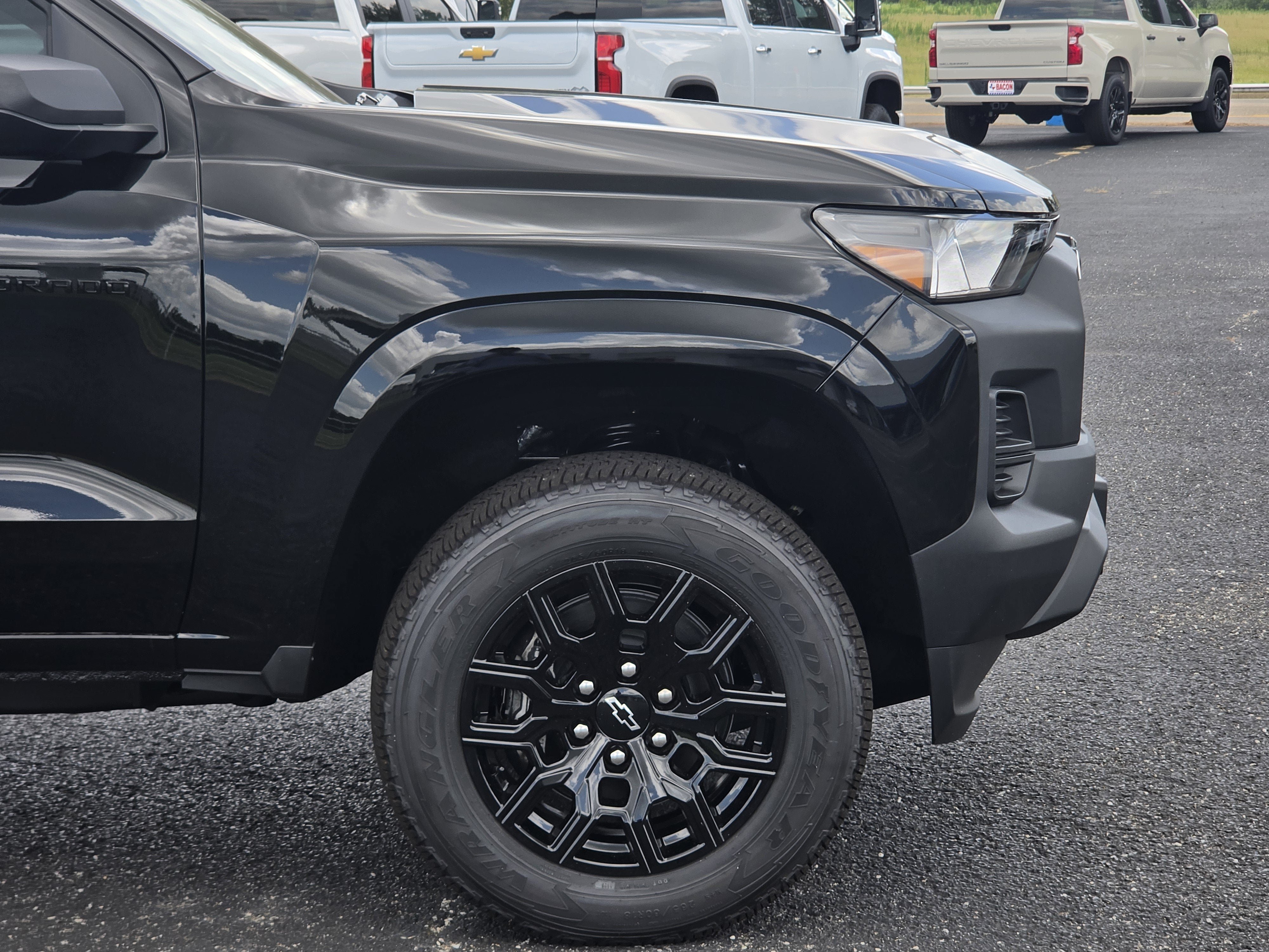 New 2026 Chevrolet Colorado W/T w/ WT Custom Package RWD image 5