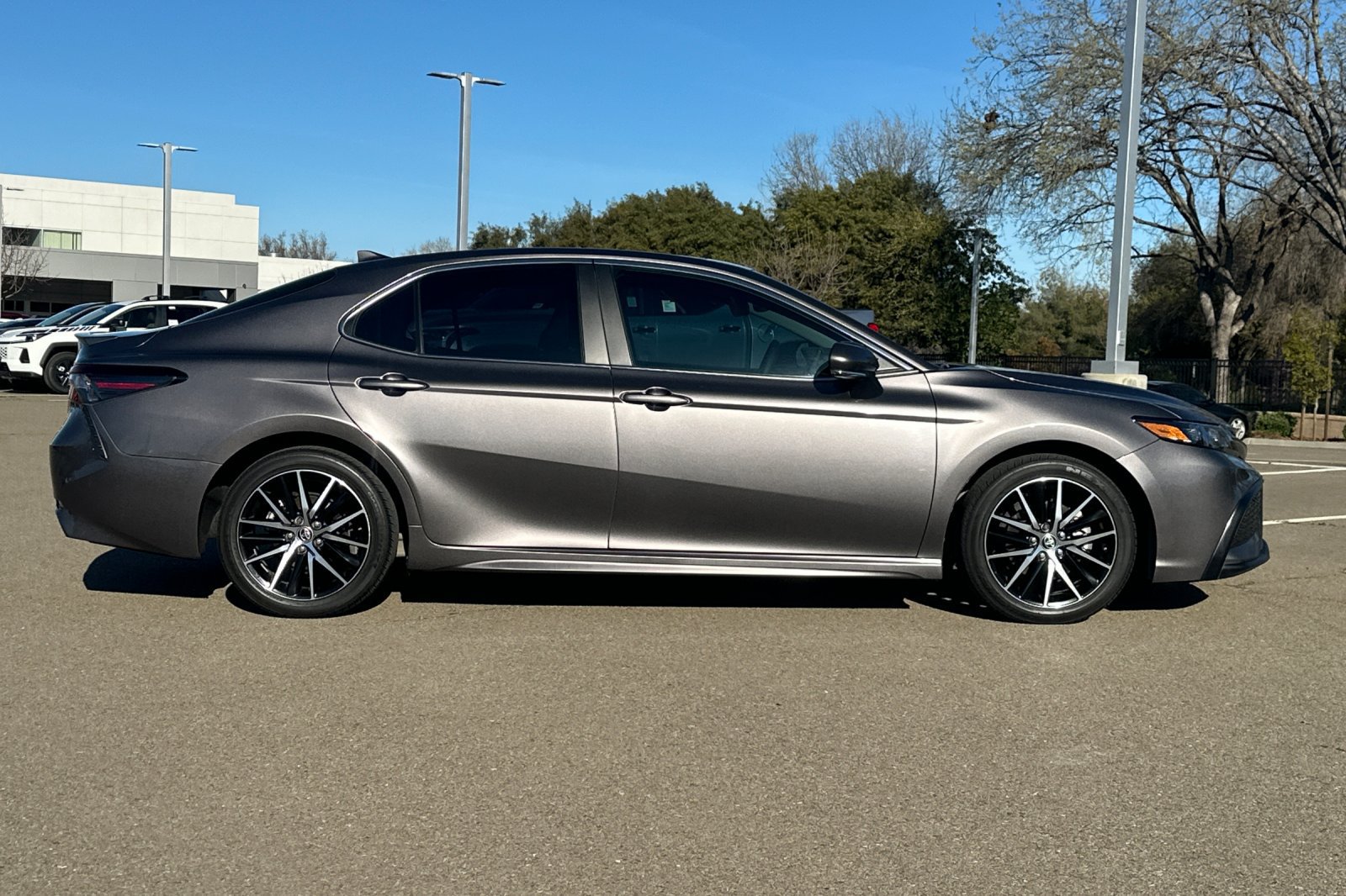 New 2023 Toyota Camry SE w/ Audio Upgrade Package FWD image 3