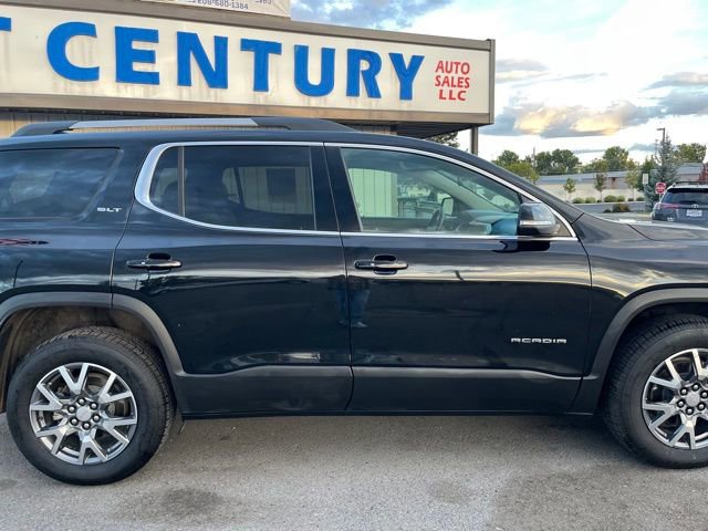 Used 2023 GMC Acadia SLT image 13