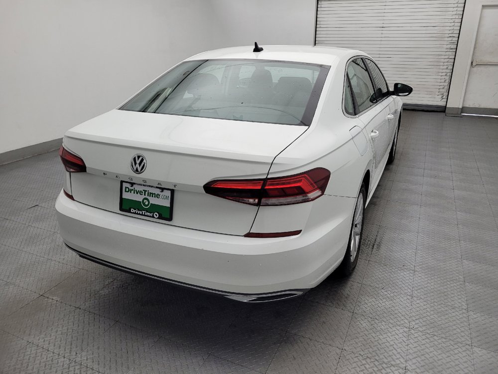 Used 2020 Volkswagen Passat 2.0T SE FWD image 7