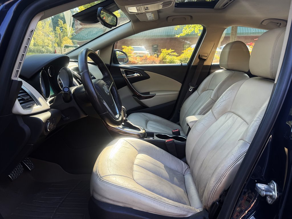 Used 2016 Buick Verano Premium w/ Driver Confidence Package FWD image 9