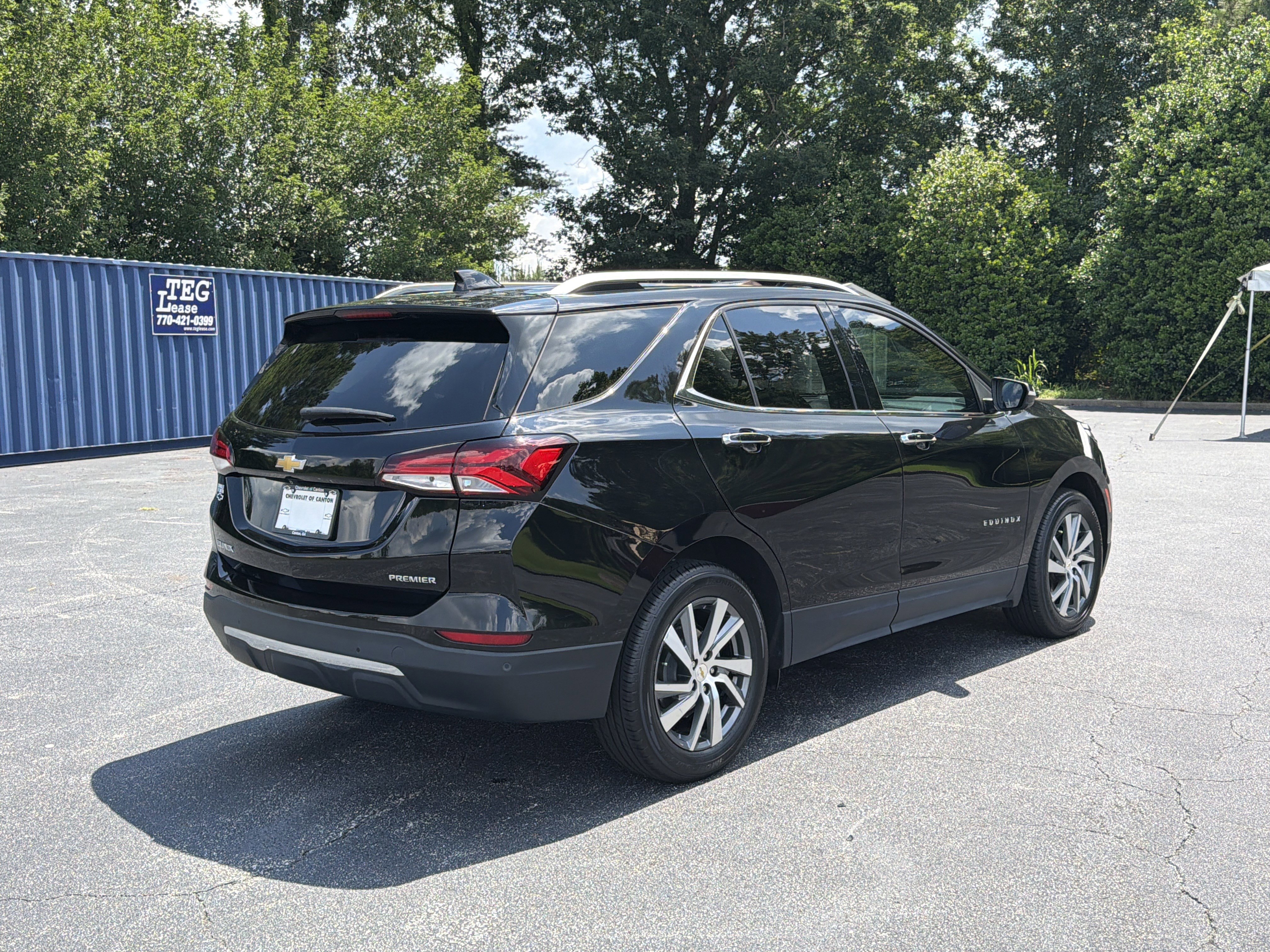 Used 2022 Chevrolet Equinox Premier FWD image 5