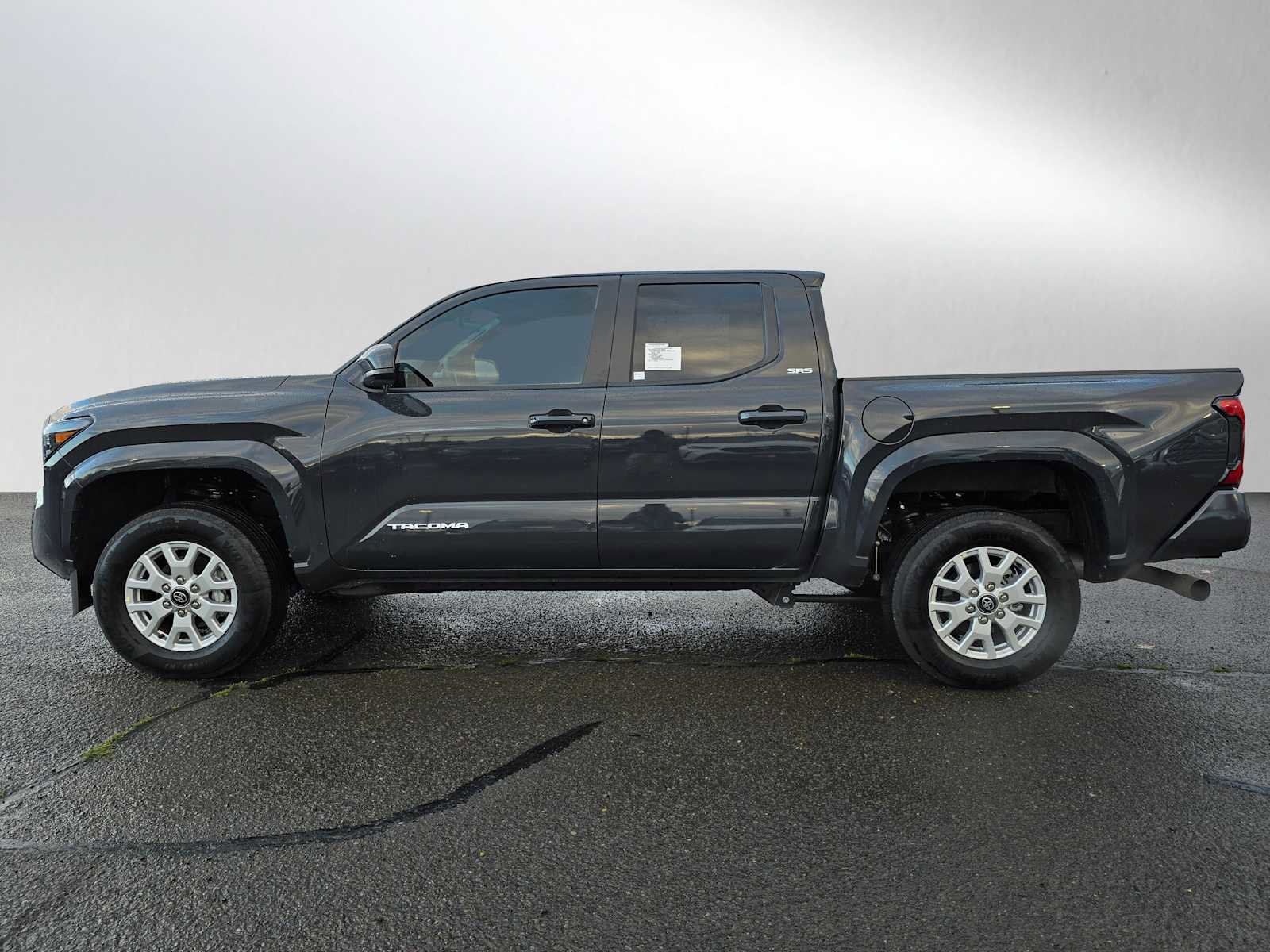 Certified 2025 Toyota Tacoma SR5 w/ SR5 Upgrade Package image 7