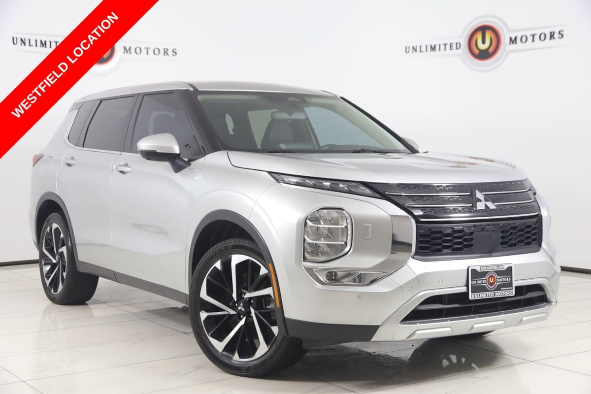Used 2024 Mitsubishi Outlander SE