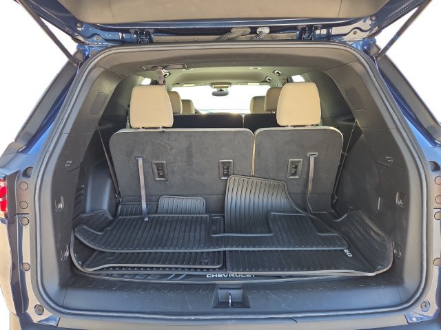 Certified 2023 Chevrolet Traverse LS w/ Midnight/Sport Edition AWD/4WD image 19