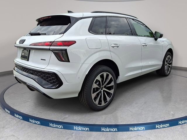 New 2026 Audi Q3 quattro 2.0T AWD/4WD image 3