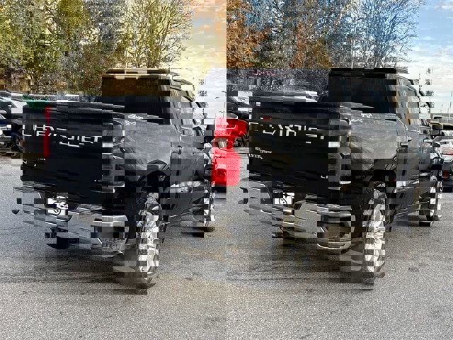 Used 2020 Chevrolet Silverado 1500 LT image 3