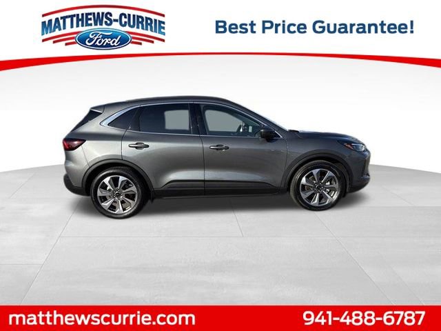 Certified 2025 Ford Escape Platinum w/ Premium Technology Package image 3