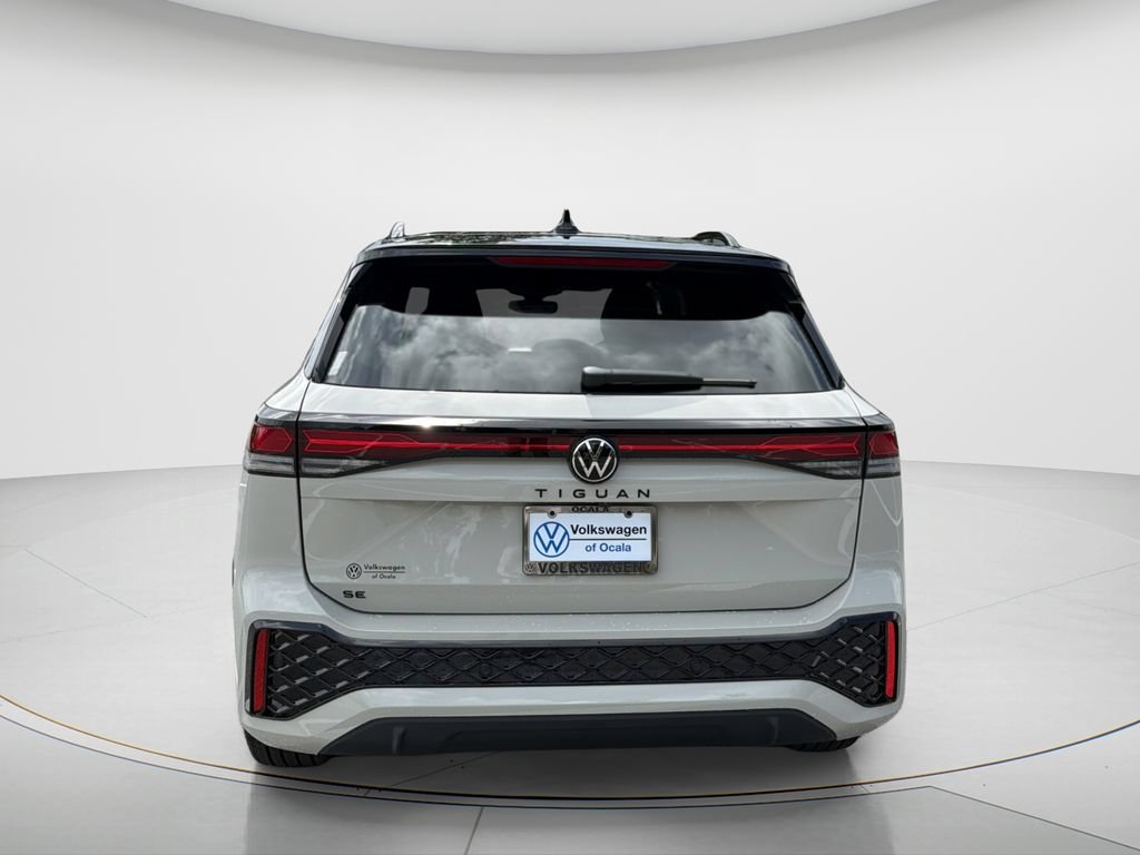 New 2026 Volkswagen Tiguan SE R-Line FWD image 6