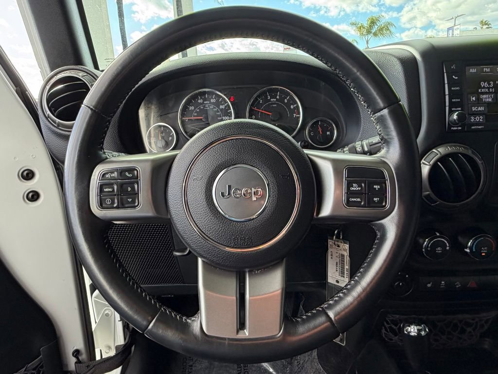 Used 2018 Jeep Wrangler Unlimited Sahara image 21
