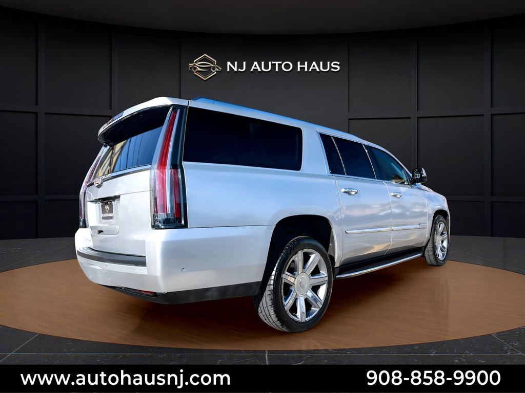 Used 2018 Cadillac Escalade ESV Luxury image 9