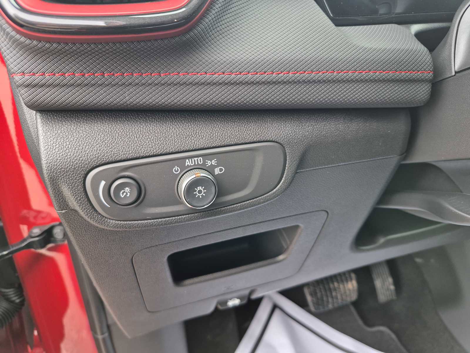 New 2026 Chevrolet TrailBlazer RS w/ Convenience Package image 17