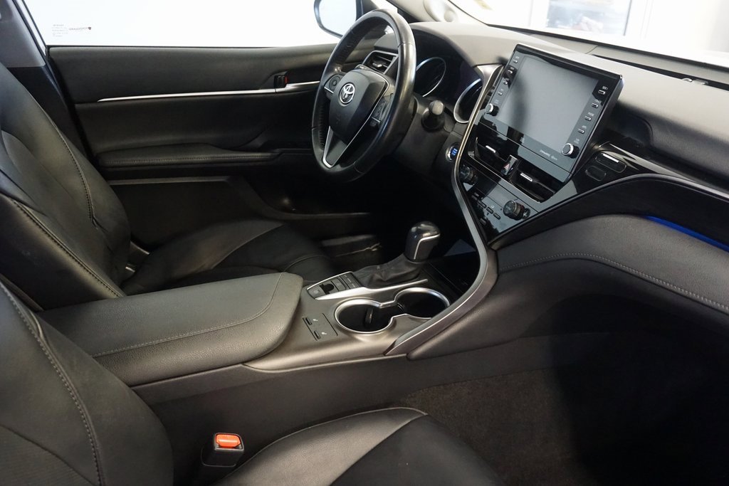 Used 2023 Toyota Camry XLE image 27