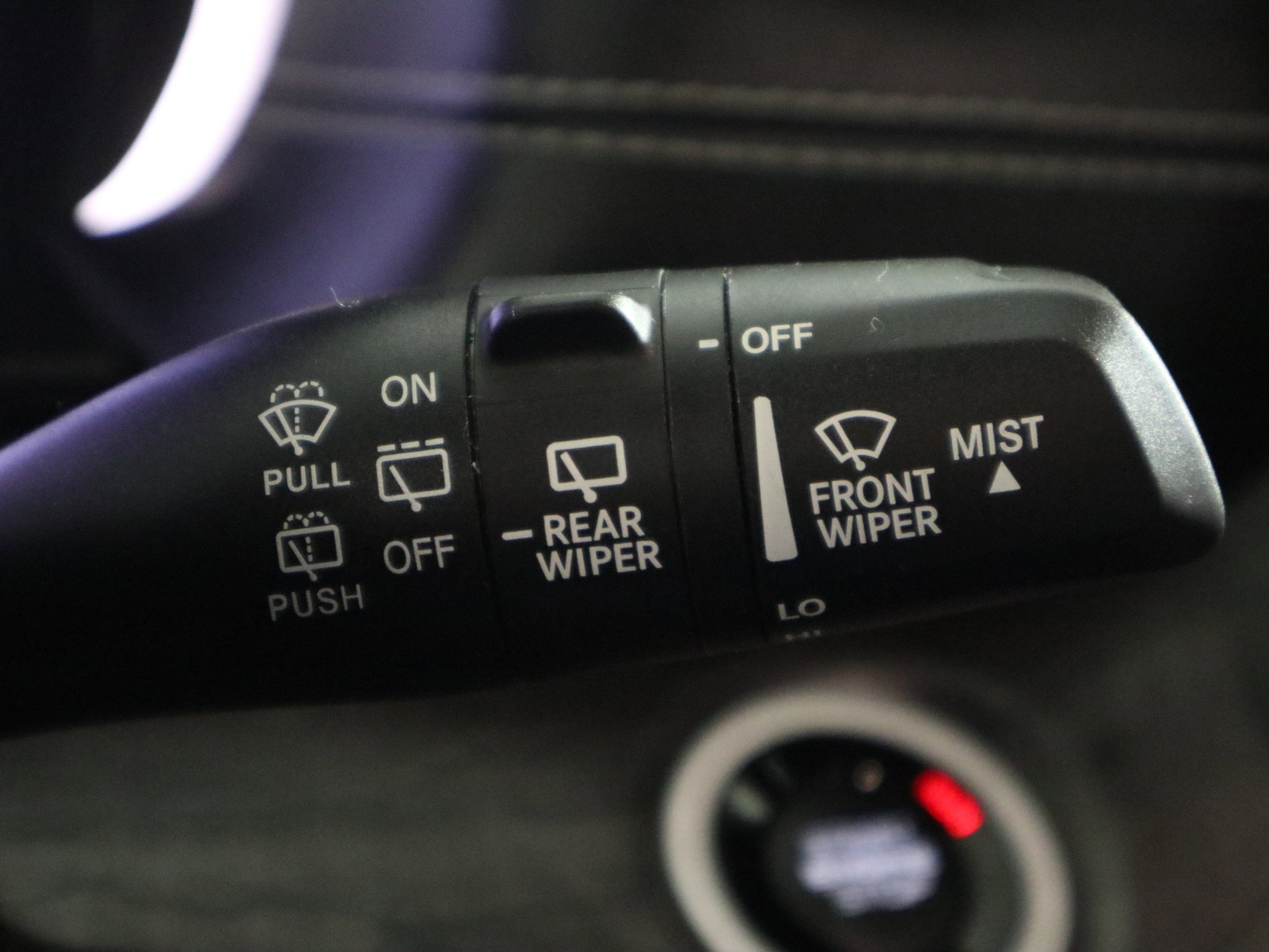 Used 2022 Jeep Grand Cherokee Overland w/ Luxury Tech Group IV image 30