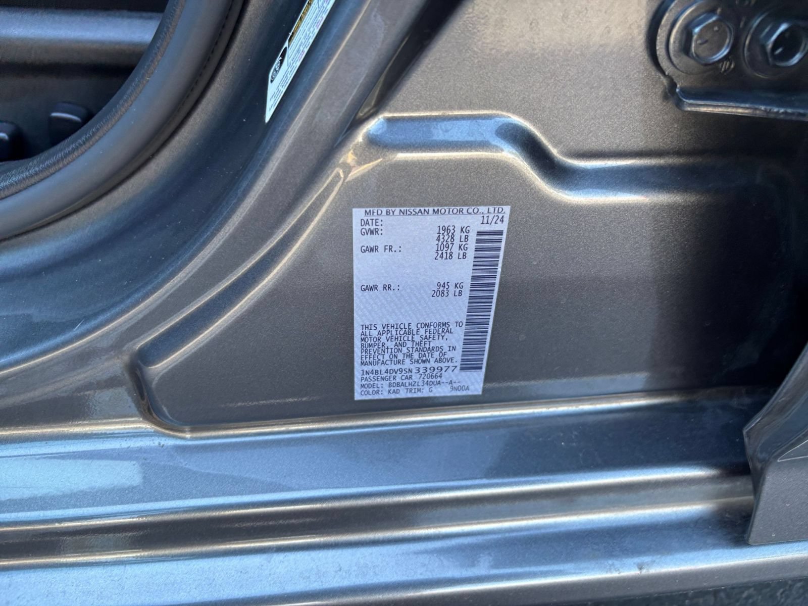 Used 2025 Nissan Altima 2.5 SV FWD image 28