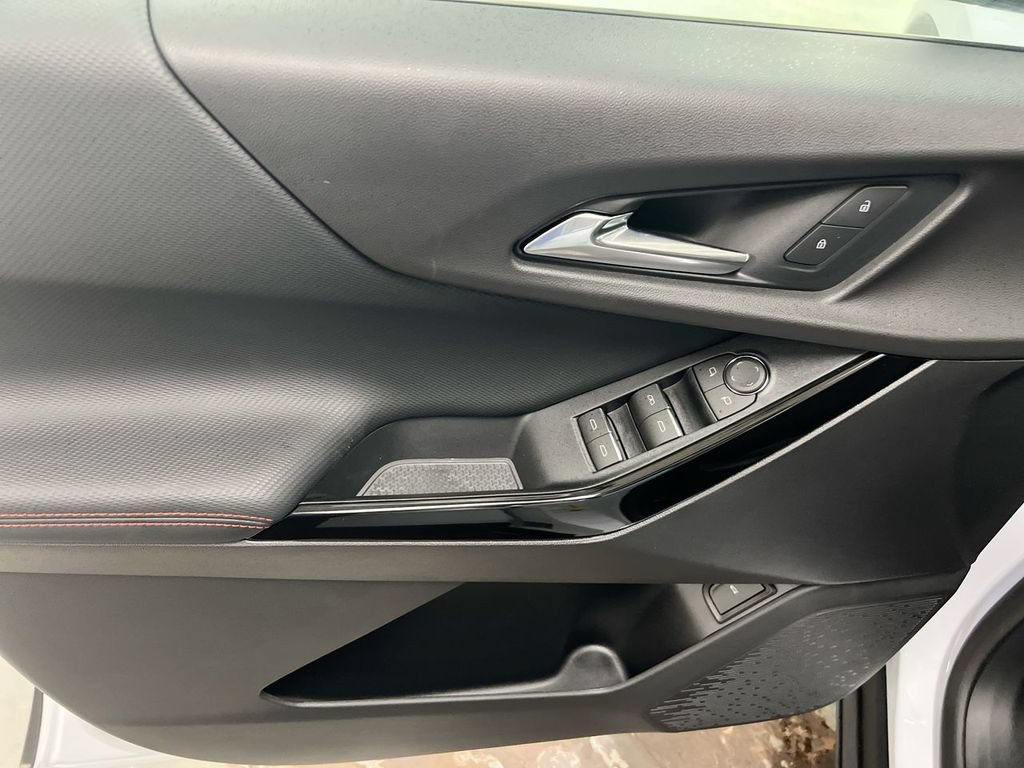 New 2027 Chevrolet Equinox RS AWD/4WD image 21