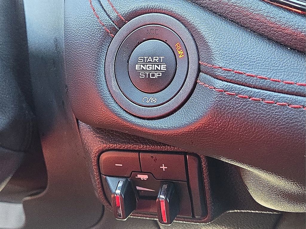 Used 2024 Dodge Durango GT image 28