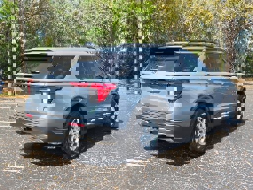 Used 2025 Ford Explorer Active w/ Active Comfort Package image 7