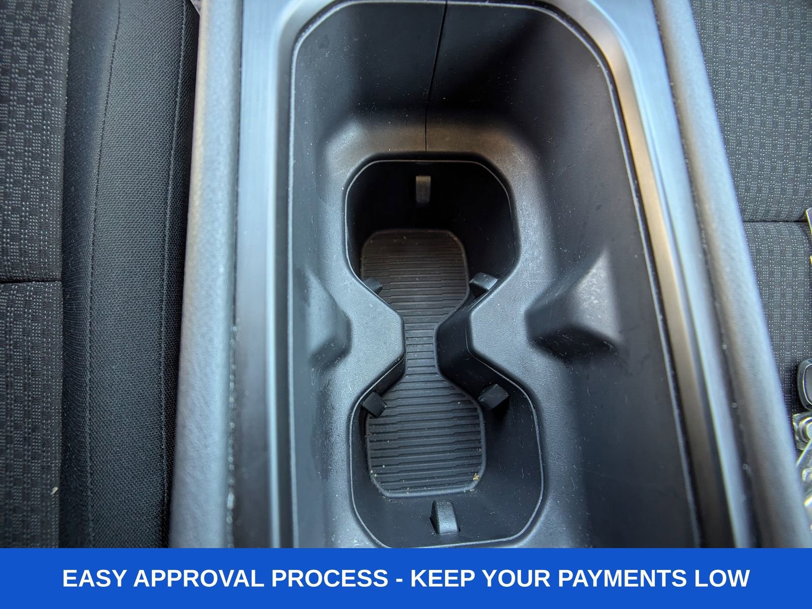 Used 2025 Nissan Kicks S AWD/4WD image 30