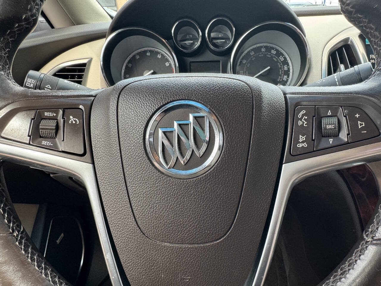 Used 2012 Buick Verano Convenience FWD image 23