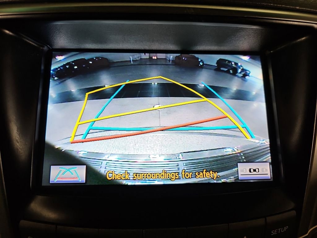 Used 2013 Lexus LX 570 4WD w/ Luxury Pkg image 24